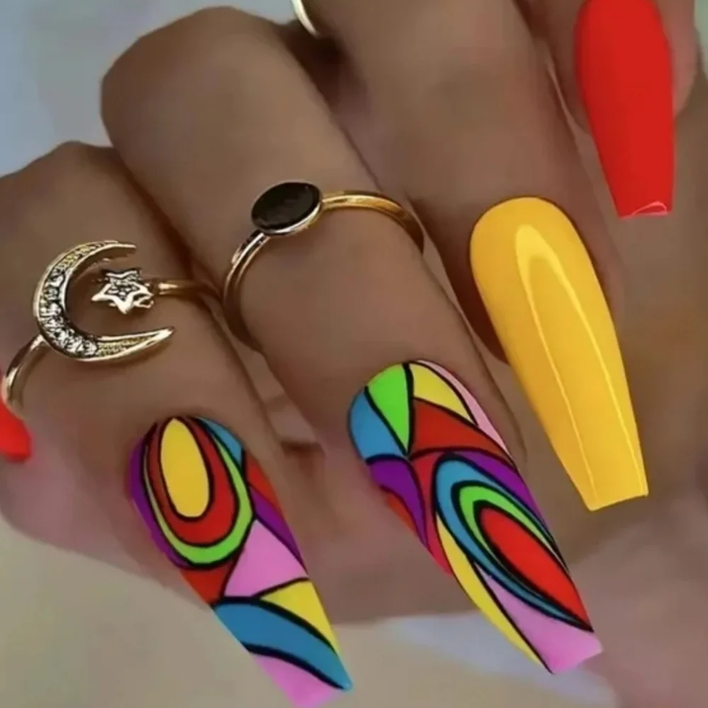 24 Pieces Fake press on nails